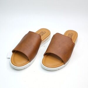 Chaps Nerissa Slide Sandals Women Size 7 Tan Faux Leather Espadrille Platform